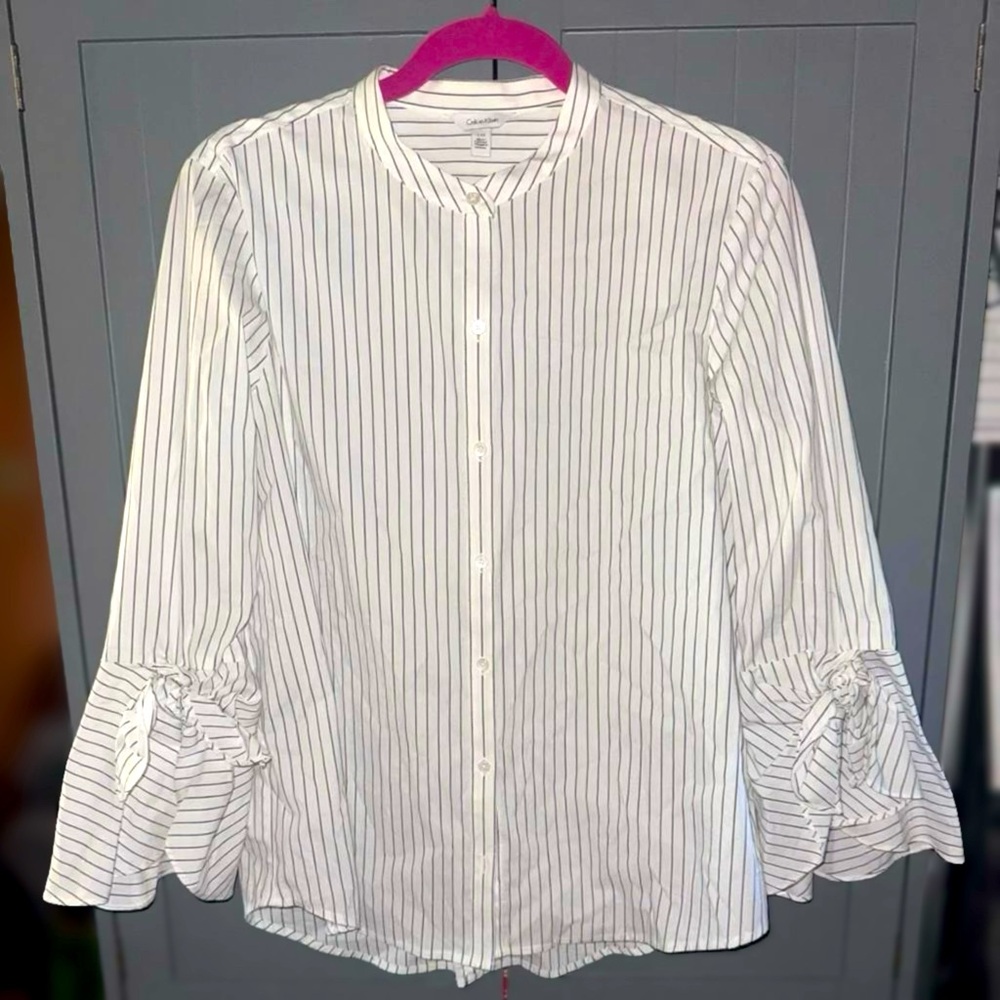 Women’s Calvin Klein Button-Down with Ruffle Tie 3/4 Sleeve - Grey/White - Large